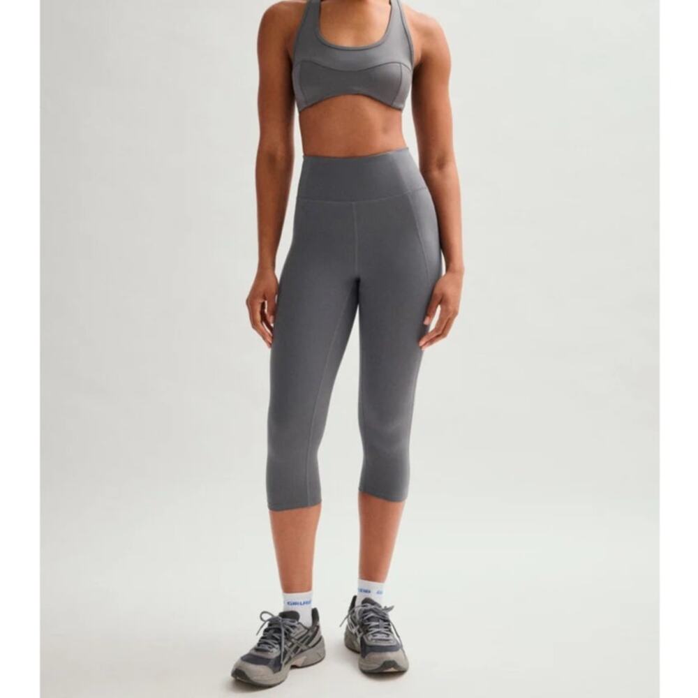 GIRLFRIEND COLLECTIVE Compressive High-Rise Capri Cropped Leggings Gray Size XL